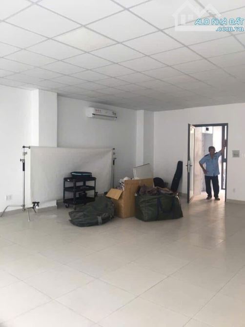 Nhà bán Huỳnh Văn Bánh - Lê Văn Sỹ. Phú Nhuận - 7x17m - 5 tầng thang máy - 20,8 tỷ TL.