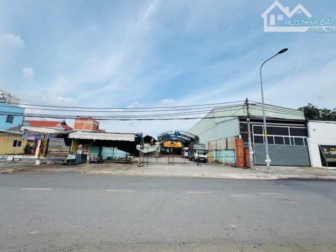 NGỘP BAK 30 TỶ - MẶT TIỀN KINH DOANH SẦM UẤT - NGANG GẦN 16M - ĐƯỜNG LỚN 30M - SHR VUÔNG V