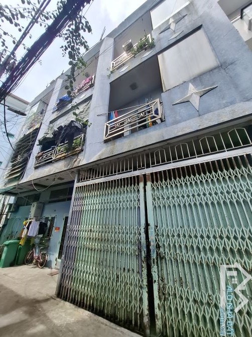 CHDV 3 tầng 13×15 với 48p thu nhập 600tr/năm