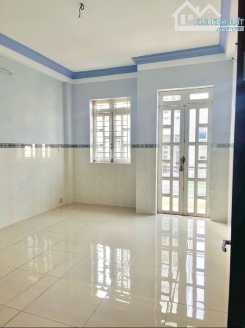 BÁN NHÀ ĐẸP SÁT TỈN.H LỘ 10 - KHU TÊN LỬ.A - s ĐƯỜNG XE TẢI - NH ( 9X25M )
