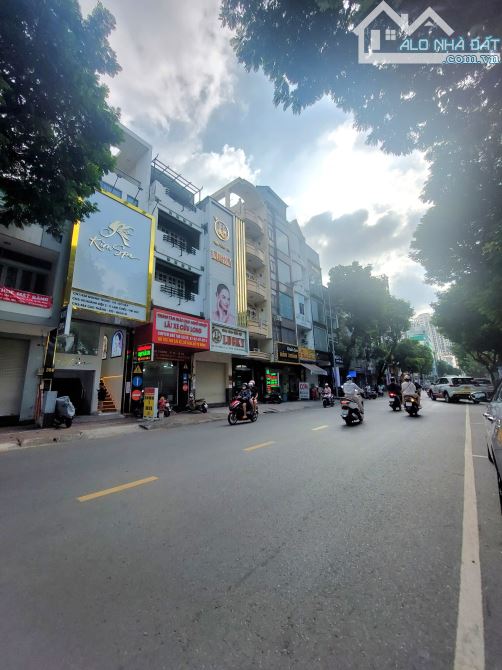 Cao Thắng, ngay Hà Đô P12, Q10. Để ở hay kinh doanh đều đẳng cấp. 4X16m, 5 tầng. Nhỉnh 40