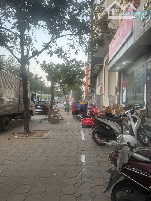 BÁN SIÊU PHẨM TÒA NHÀ 10 TẦNG – MẶT PHỐ TRẦN VỸ – CẦU GIẤY -120m-– TỐI ƯU DÒNG TIỀN
