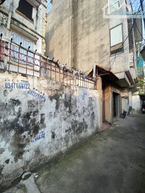 20,8 tỷ cho 102m đất siêu đẹp ở Hòa Bình 7 Minh Khai - HBT - MT 5,5m - 3 gác 10m ra oto