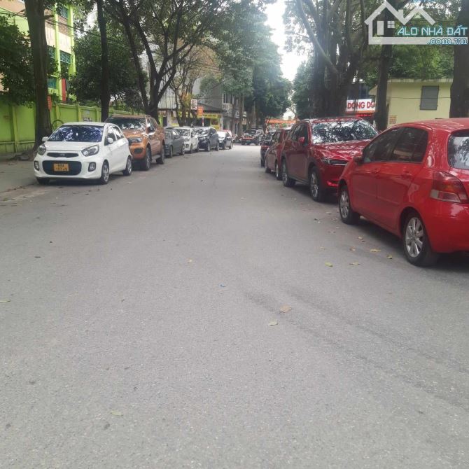 MẶT PHỐ ĐỨC GIANG VỈA HÈ KINH DOANH - Ô TÔ TRÁNH ĐƯỜNG TRƯỚC NHÀ 12 M