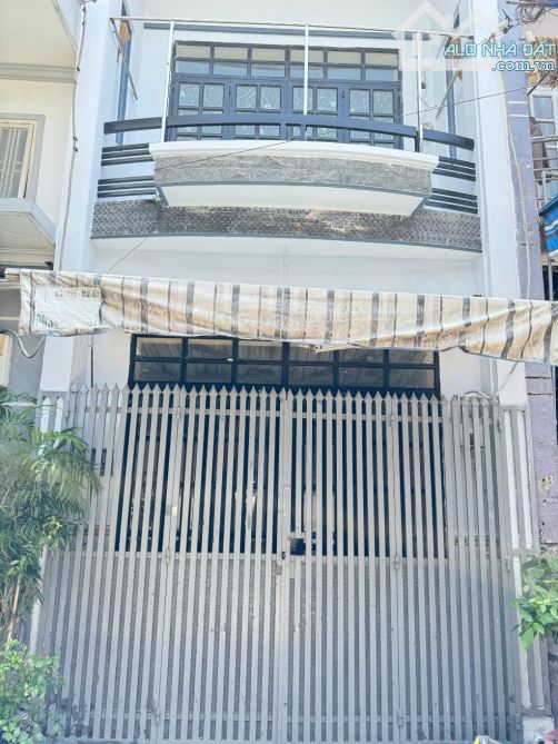 BÁN NHÀ 2 LẦU NGUYỄN THỊ ĐẶNG TÂN THỚI HIÊP, QUẬN 12, DT 36M² (3.5 × 10), GIÁ SIÊU RẺ