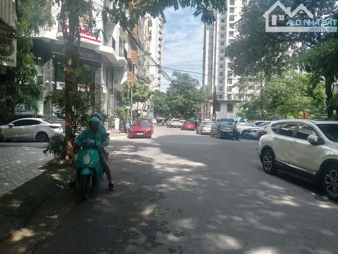 BÁN ĐẤT DƯƠNG KHUÊ CẦU GIẤY 88M2 MT 7M VỈA HÈ Ô TÔ TRÁNH GIÁ 37 TỶ