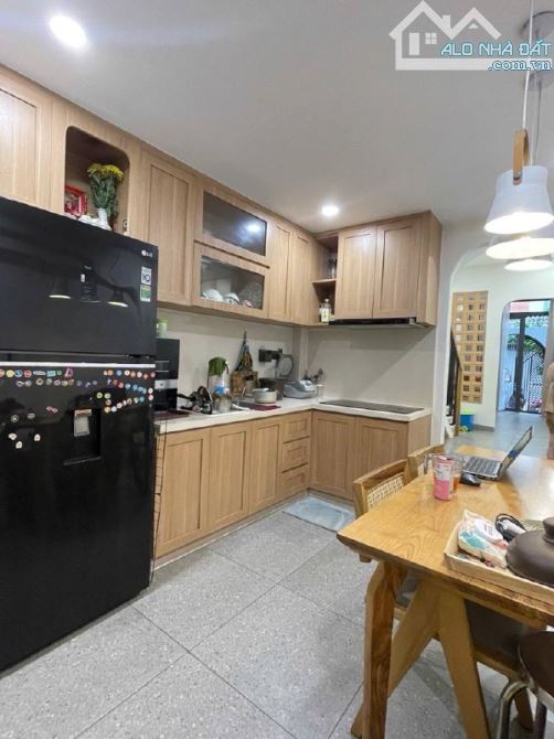 📍 BÁN NHÀ LÒ GỐM, P8 – QUẬN 6 – 42m² – SỔ RIÊNG – 5 TỶ 3 🔥