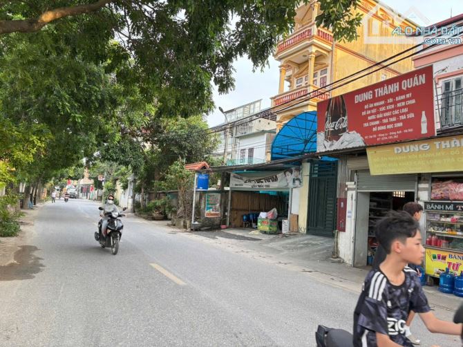 ❤BÁN ĐẤT TẶNG NHÀ-ĐƯỜNG Ô TÔ TRÁNH CHỈ 5M-GIÁ CHỈ 3 TỶ-GẦN NGAY CẦU THĂNG LONG