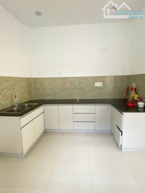 💥  Nhà 3 Tầng Mặt Tiền Kd Lý Thường Kiệt- Tp.Buôn Ma Thuột. 15,5 Tỷ