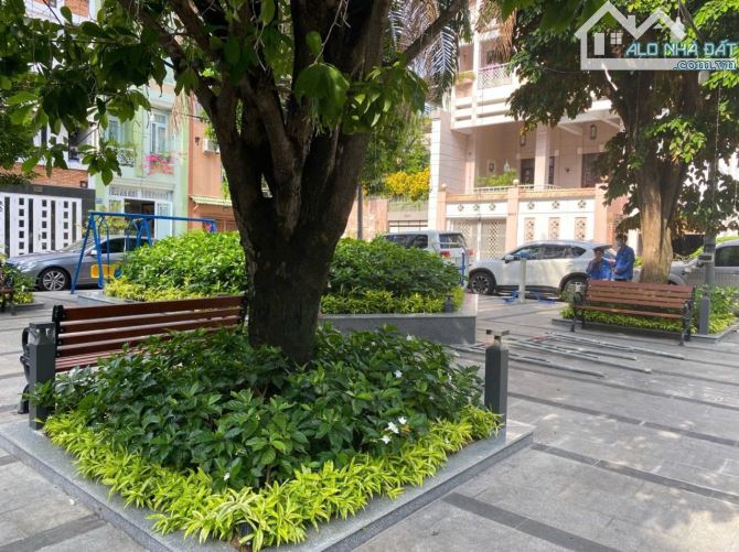 Biệt Thự khu Compound Nguyễn Trọng Tuyển 7,5x21 có Công Viên Nội Khu-Bảo Vệ24/24 chỉ 46Tỷ - 10