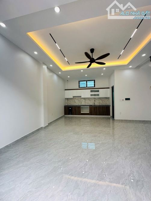 🏠Nhà 3 tầng xây mới ở tổ 7, trung tâm quận An Dương, HP 💸💸Zá chỉ: 2tỷ250 (có thoả thuận - 10
