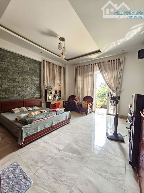 Bán biệt thự 1T2L 10x30m hoàn công, đường D18 KDC Việt Sing p. An Phú, tặng nội thất - 11