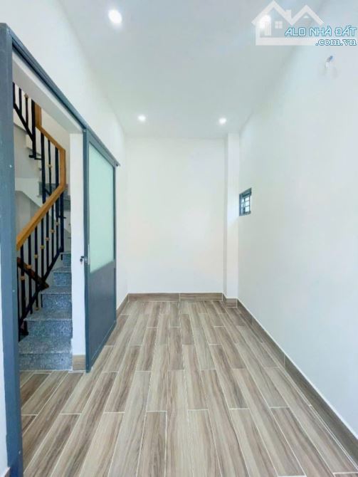 CÁCH MẶT TIỀN BẾN VÂN ĐỒN 30M XE HƠI  NGANG 4 DIỆN TÍCH SD 53M2 CÓ 2 TỶ HƠN - 11