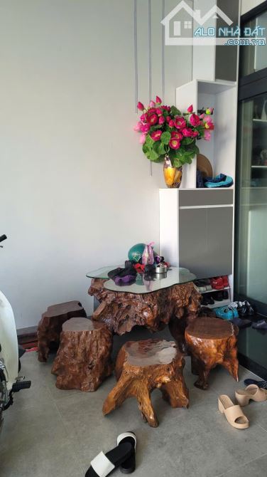 Bán nhà 1 trệt 2 lầu khu phố biển rạng đông Hướng Nam view công viên - 11