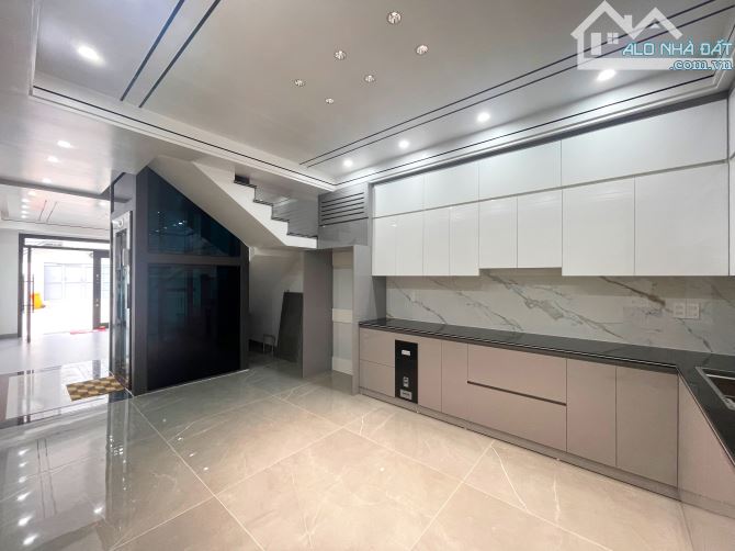 Nhà 5 tầng thang máy tuyến 2 Lê Hồng Phong - 60m2 - Nội thất cao cấp - 1