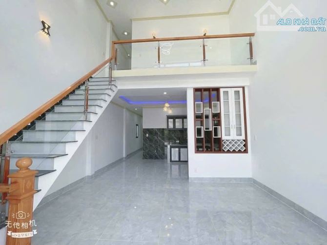 Trả trước 550 triệu nhà gần bên chợ Thạnh Phú hẻm lớn xe hơi đậu cửa. - 1