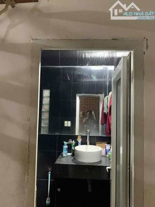 🔥 Nhà cấp 4 gác lững đường Bàu Năng 1- - 1
