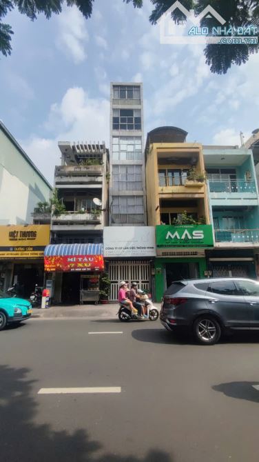 Vị trí đẹp (không dải phân cách Mặt tiền Lạc Long Quân P.10 DT (4x23) Giá 19 tỷ TL Mạnh - 1