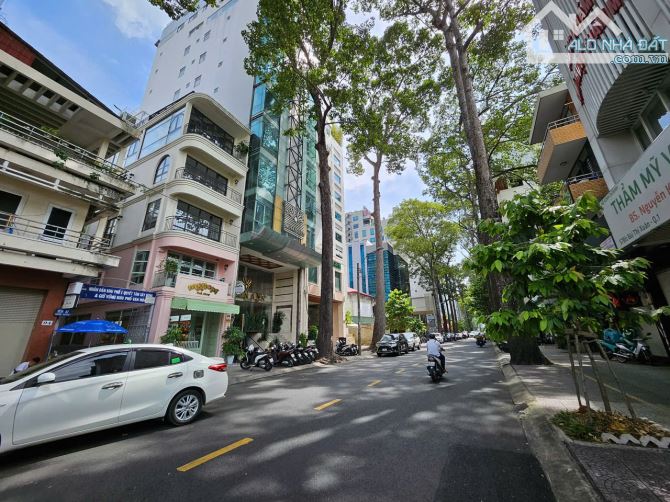 Bán Khách Sạn 45Phòng MT Bùi Thị Xuân Q1 - 5,4M*25M - Hầm 12 Tầng - gía : 110Tỷ - 1