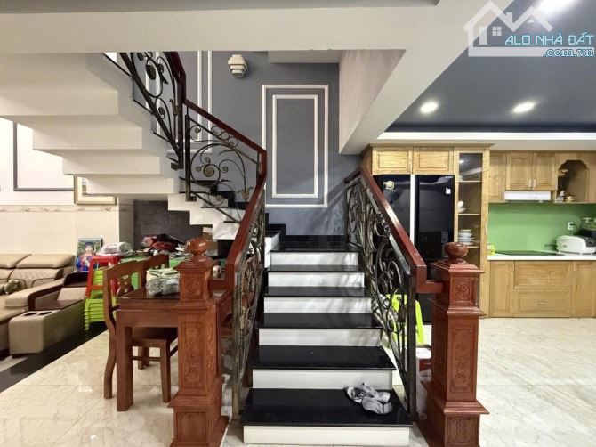 Lê Đức Thọ - Gò Vấp - 85m2 - 4 Tầng - 11 tỷ - Hẻm Ôtô - Hoàn công - SHR - 1