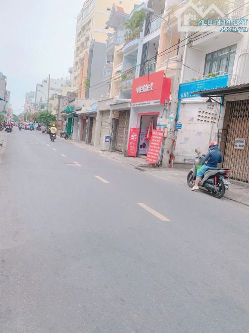 Siêu MT đường Nguyễn Trọng Tuyển,Quận phú Nhuận,DT:5mx20m,K/C 4 tầng, Giá Chỉ 23 tỷ TL - 1