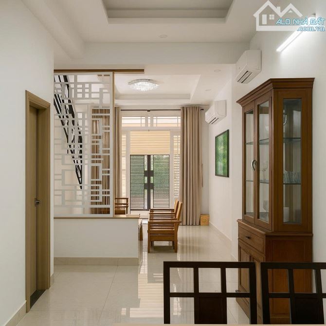 Bán nhà hẻm 8m ô tô, Phan Huy Ích Gò Vấp, 60m2, 4pn, chỉ 6 tỷ hơn - 1