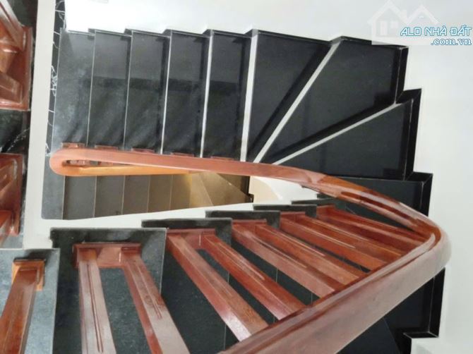 BÁN CĂN NHÀ 30M 5 TẦNG THOÁNG NGAY NGŨ HIỆP SÁT QUỐC LỘ, VŨ LĂNG 5 TẦNG, Ô TÔ, CHỈ 4.X TỶ - 1
