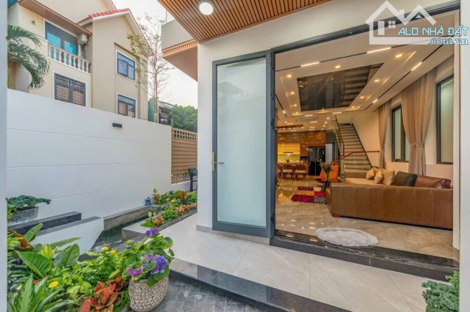 BIỆT THỰ LÔ GÓC NGUYỄN SƠN, HẢI CHÂU, ĐÀ NẴNG - 1