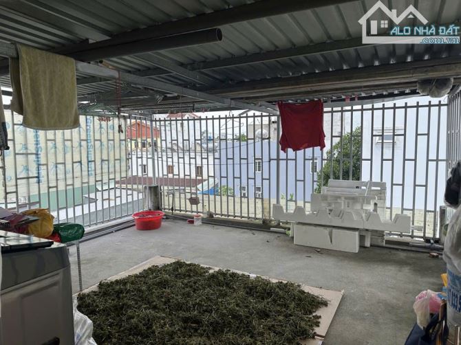 Bán nhà 3 Tầng - Thạnh Lộc 22 - 5mx 18.5m - Xe hơi ngủ trong nhà - Giá 5.8 tỷ - 1