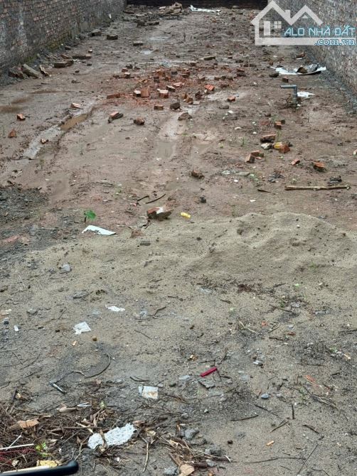 Bán mảnh đất thôn 3 Vạn Phúc, Thanh Trì, 135m2, đường thông, ô tô tránh - 1