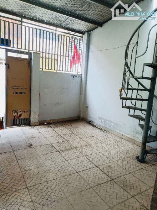 BÁ.N ĐẤT TẶNG NHÀ - CHỈ 96TR/M - LÊ VĂN SỸ P13 PHÚ NHUẬN - 80M2 (3.8m x 22m ) - 1