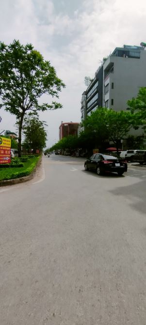 Cho thuê kho đường An Khánh Hoài Đức, HN. DT 1800m, thông sàn có PCCC, xe công đỗ 85tr - 1