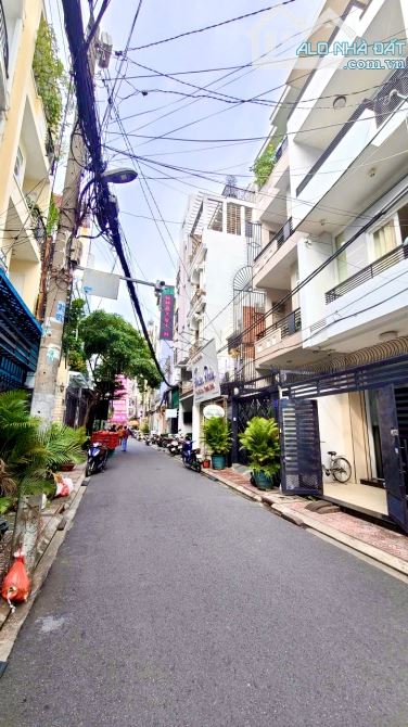 SIÊU PHẨM MẶT TIỀN HẺM ÔTÔ, SƯ VẠN HẠNH QUẬN 10, DT: 4,2*17, NGAY VẠN HẠNH MAILL, GIÁ 1XTỶ - 1