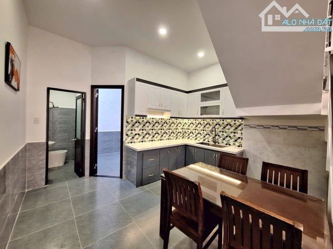 Căn duy nhất, giá tốt nhất khu vực ngay Lê Văn Sỹ, Q3. Giá: 3 Tỷ 110 / 52m2. SHR, hẻm 5m - 1