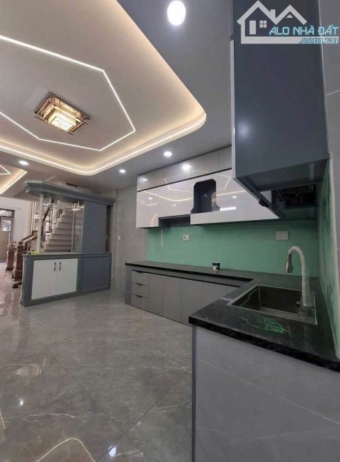 SIÊU PHẨM 5 TẦNG LÊ VĂN QUỚI- HẺM 6M XE HƠI - 80M2- SỔ RIÊNG - GIÁ CHỈ 7.5 TỶ - 1