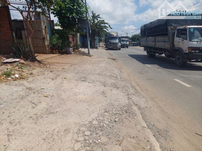 BÁN LÔ ĐẤT HÀNG HIẾM MẶT TIỀN DT743C 737M2 NGANG 13M, NHÀ PHỐ DĨ AN, 25 TỶ TL - 1