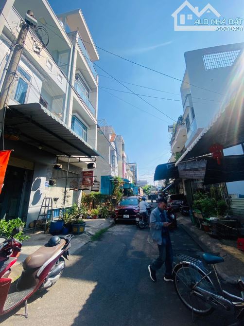 Hàng hiểm- Lô Đất Đẹp Sát Trần Hưng Đạo – Gần Chợ Dĩ An 1 – Chỉ 3 Tỷ 9!! - 1