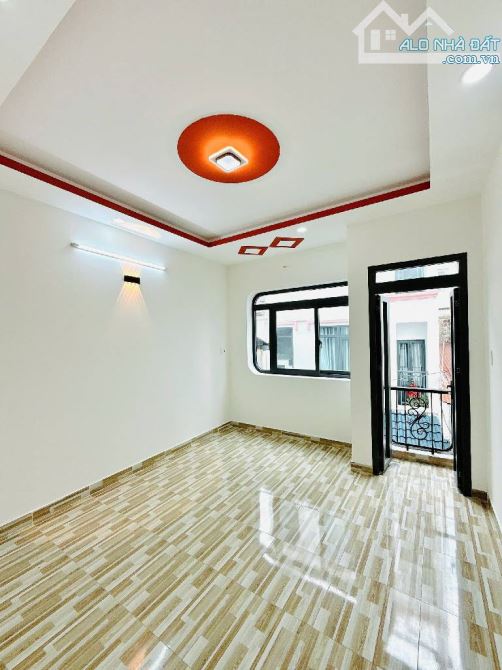 Nhà đẹp Quận 8 - Âu Dương Lân - khu VIP Q.8 - giá 4tỷ - 1