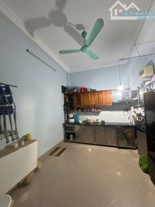 Cực hiếm - Phân lô Thụy Phương - DT 38m² cấp 4 - MT 4m - tìm đâu căn thứ 2 - 1