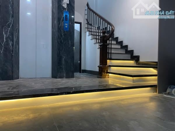 PHỐ ÂU CƠ 10 TỶ DT 50M MT 4M 6T Ô TÔ ĐỖ CỬA THÔNG SỐ LÝ TƯỞNG KINH DOANH - 1