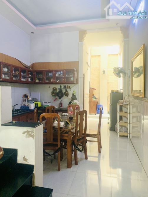 Bán Nhà Bà Điểm Hóc Môn- 83M2 (5X 17 ) - 2Tầng - Hẻm HXH -  Chỉ 4,78Tỷ. - 1