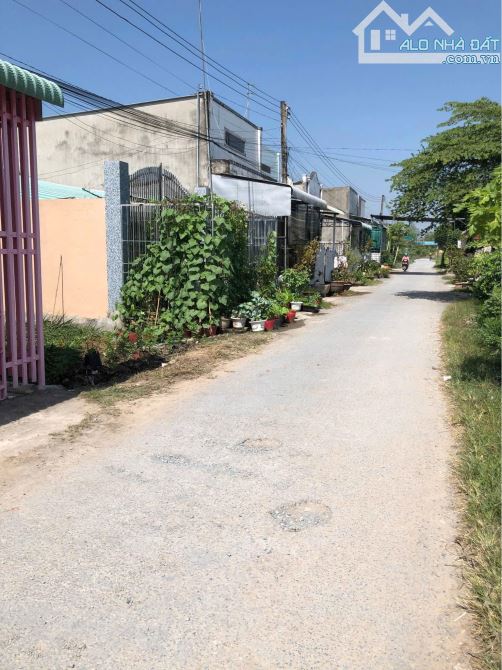 Bán đất nền 99m2 giá 750 triệu Xuân Thới Thượng - 1