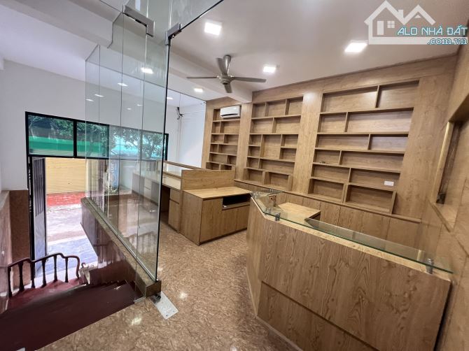 Bán Liền Kề Mậu Lương 60/65m2 mt5 4 tầng ,ô chờ thang máy .Giá 15,5 tỷ có thương lượng . - 1