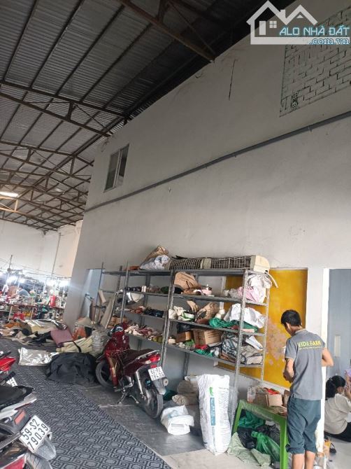 🥰🥰XƯỞNG MẶT TIỀN XUÂN THỚI THƯỢNG GẦN PHAN VĂN HỚN - (10×40-400M2 FULL THỔ)- DÒNG TIỀN 2 - 1