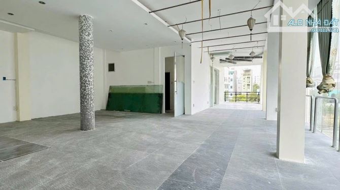 Cho thuê Toà nhà 1 trệt 4 lầu góc 2 mặt tiền khu dân cư D2D, Biên Hòa, Đồng Nai.  - Diện t - 1