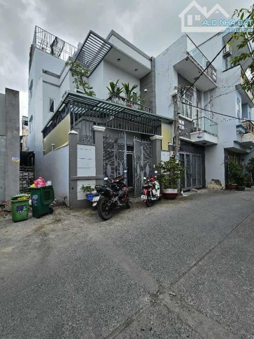 BÁN NHÀ CHỦ THẦU QUẬN 7, HẺM XE HƠI, 5x10M, 2 TẦNG, NGUYỄN VĂN QUỲ - 1