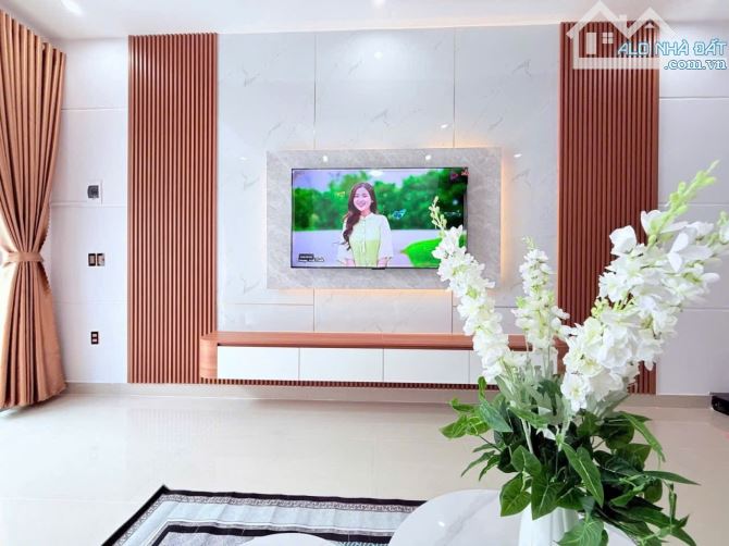 Nhà 2 tầng – Lô góc sáng – Kiệt thông – Cách mặt tiền chỉ vài bước! - 1