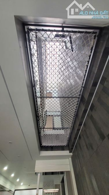 Bán nhà 1 trệt 2 lầu khu phố biển rạng đông Hướng Nam view công viên - 1