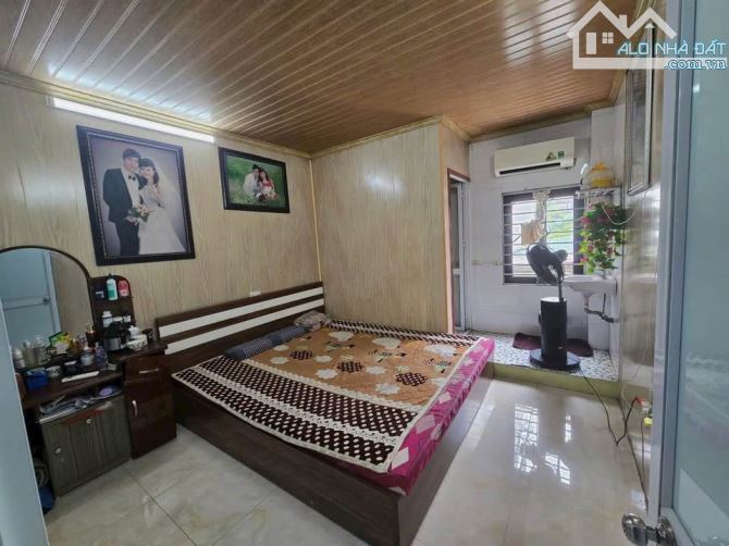 Mặt tiền kinh doanh Trịnh Đình Trọng Tân Phú 66m2, 4m x 16.5m, chỉ nhỉnh 10 tỷ. - 1
