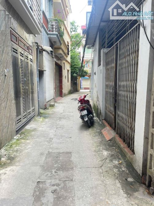 Bán Đất Cổ Nhuế,  Gần Ô Tô, Mảnh Đất Vàng Còn Sót Lại, Giá Đầu Tư, 51m2, Giá 7.45 Tỷ TL - 1